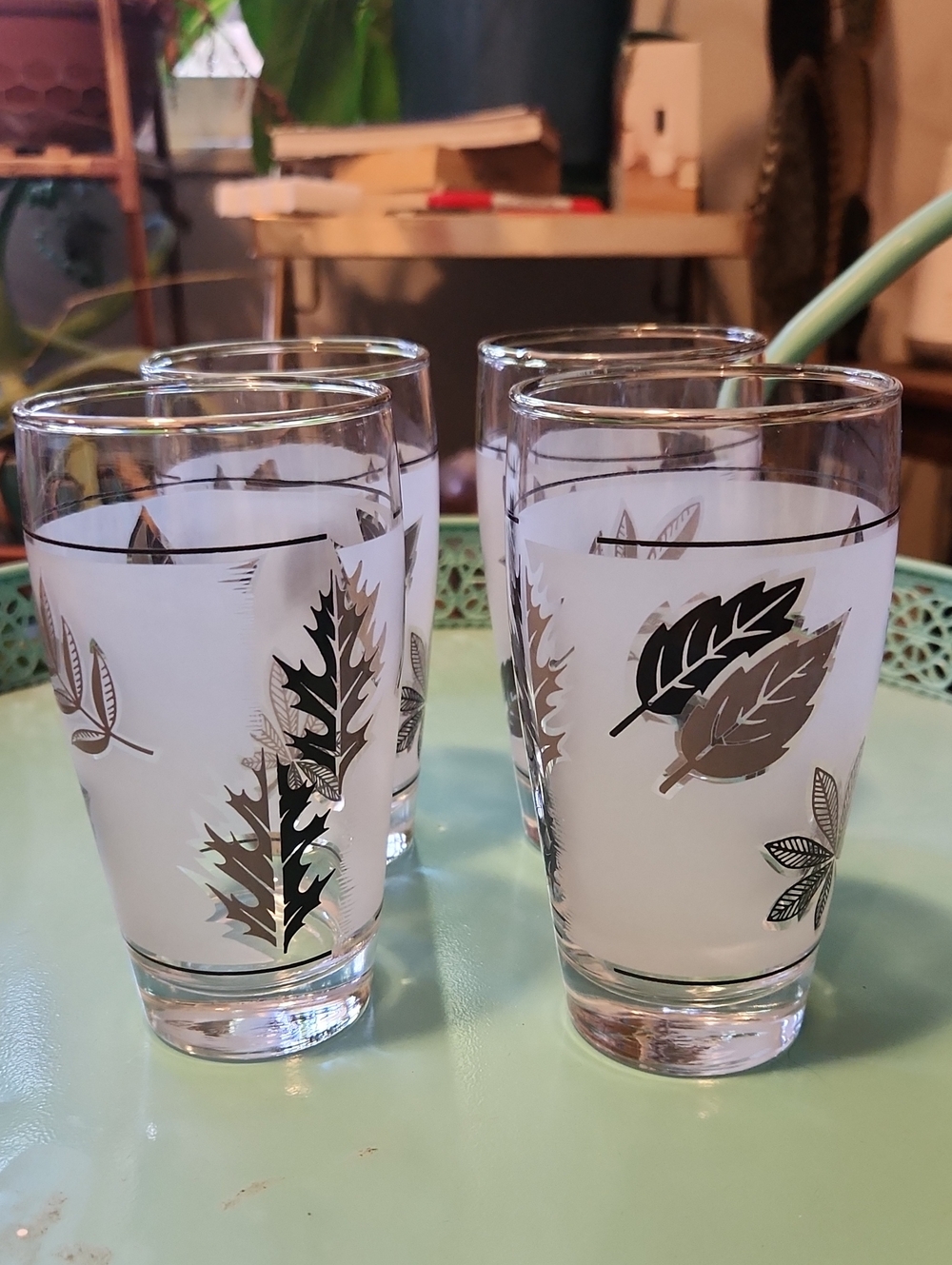 Vintage Libbey Silver Leaf Pattern Tumblers Set Of 4 Frosted MCM Rare Holidays